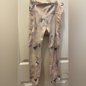 Freely Youth 3/4 Leggings Size Large EUC